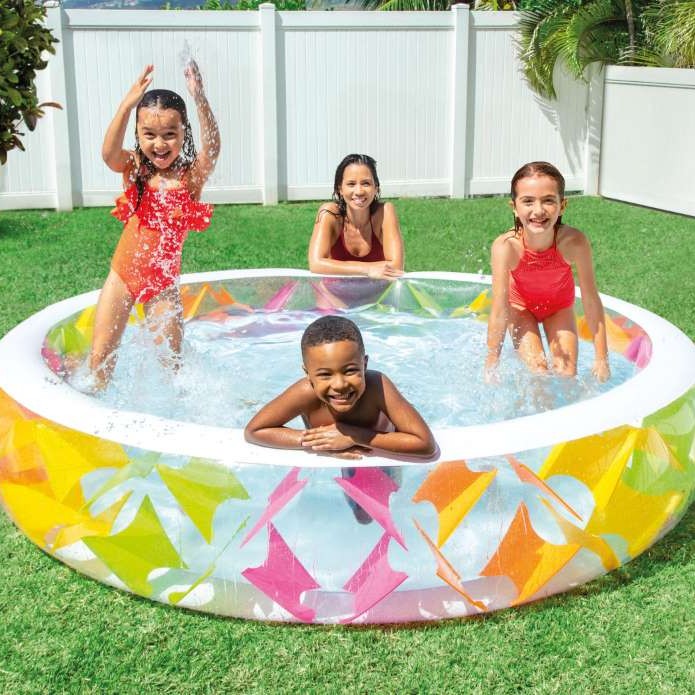 Pinwheel Pool